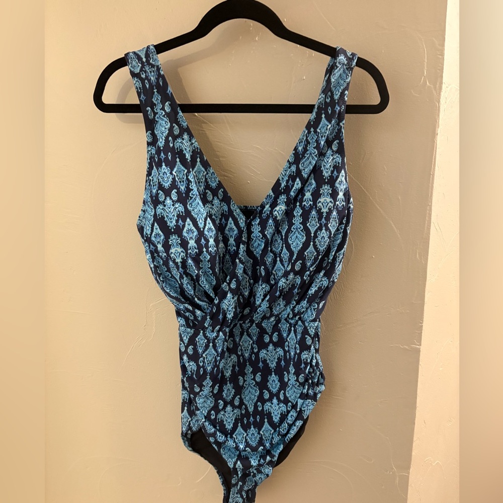 Garnet Hill Teal and Navy One Piece Swimsuit